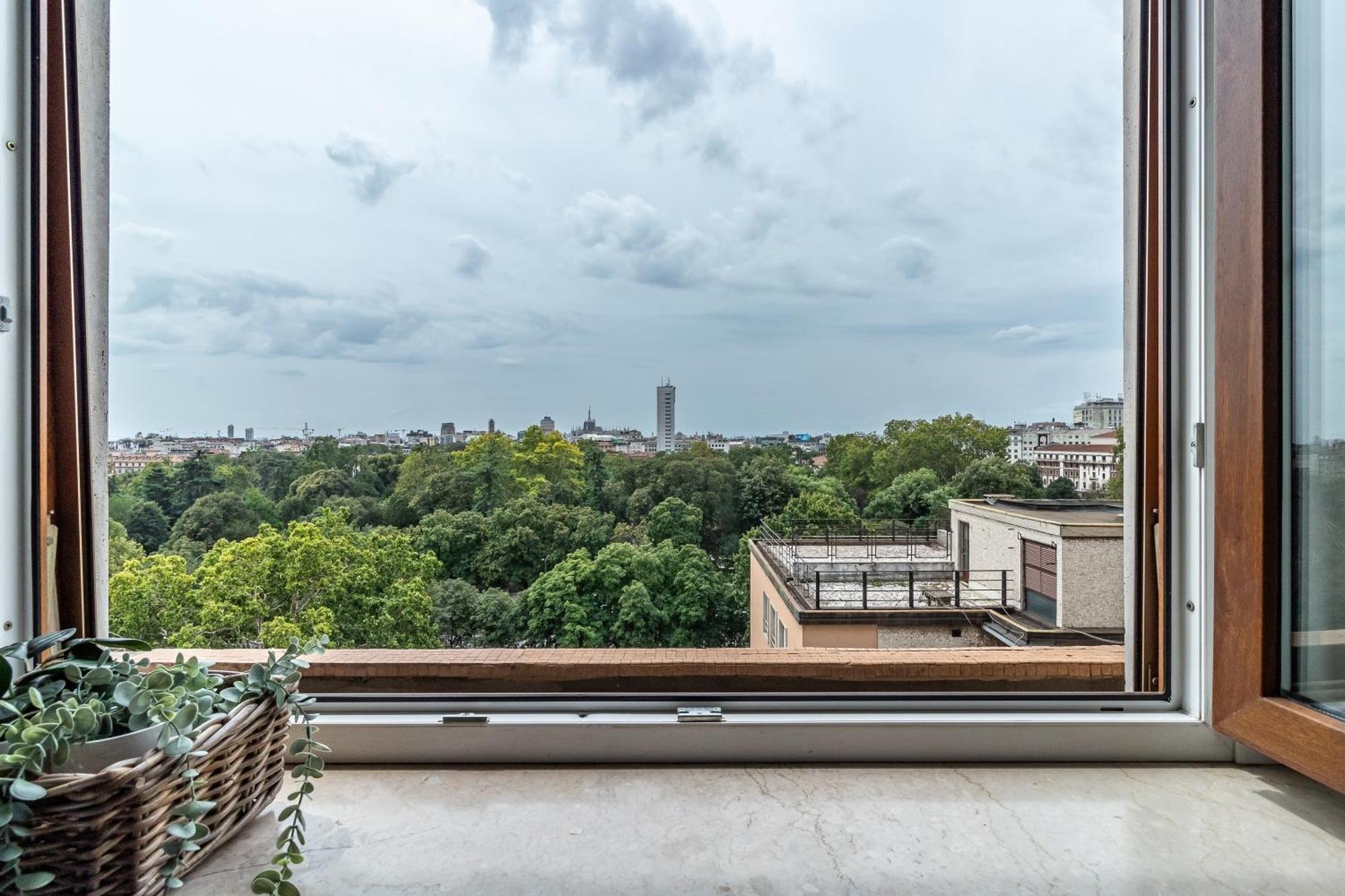 Appartement Trilocale Vintage Vicino A Con Vista Panoramica Sul Duomo Milan